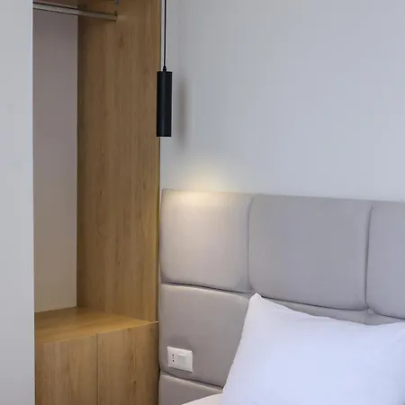 Daire Blue By Comfort