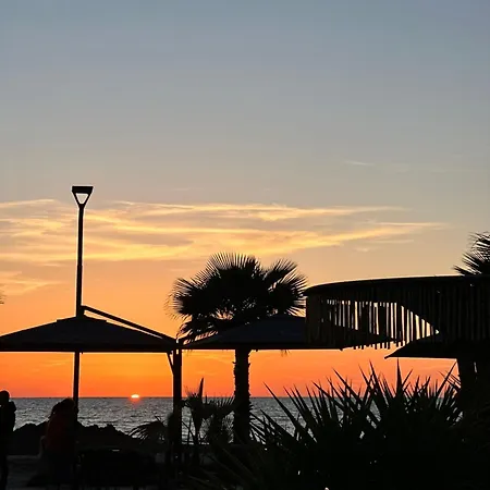 شقة Blue By Comfort *