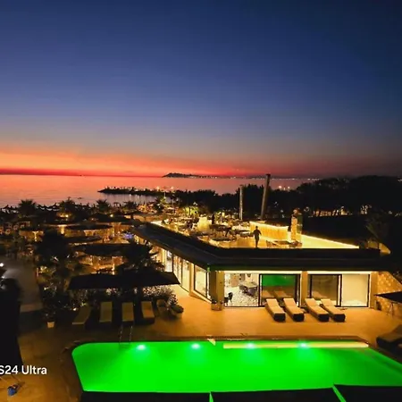 Blue By Comfort * Golem