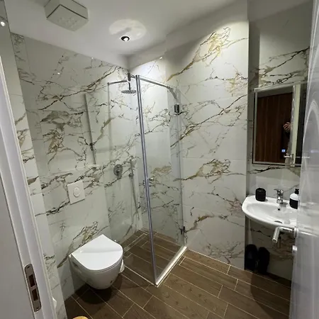 Blue By Comfort غوليم