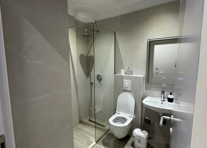 Blue By Comfort 格勒姆