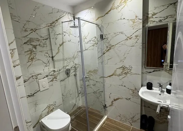 Blue By Comfort 格勒姆